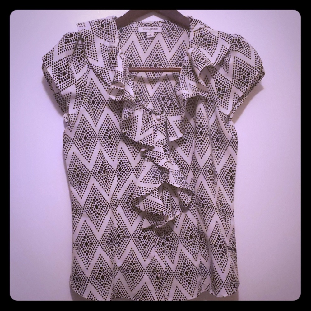 Banana Republic Women's Ruffled Blouse Size Small